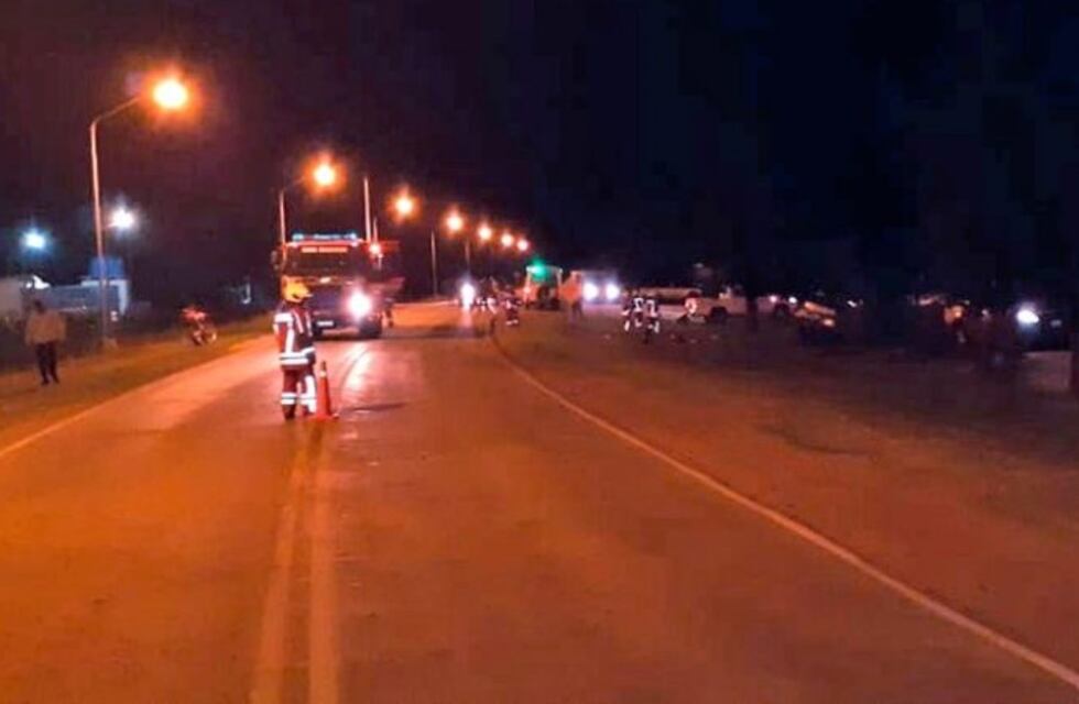 Dos jóvenes murieron al chocar contra un árbol en el sur de Córdoba
