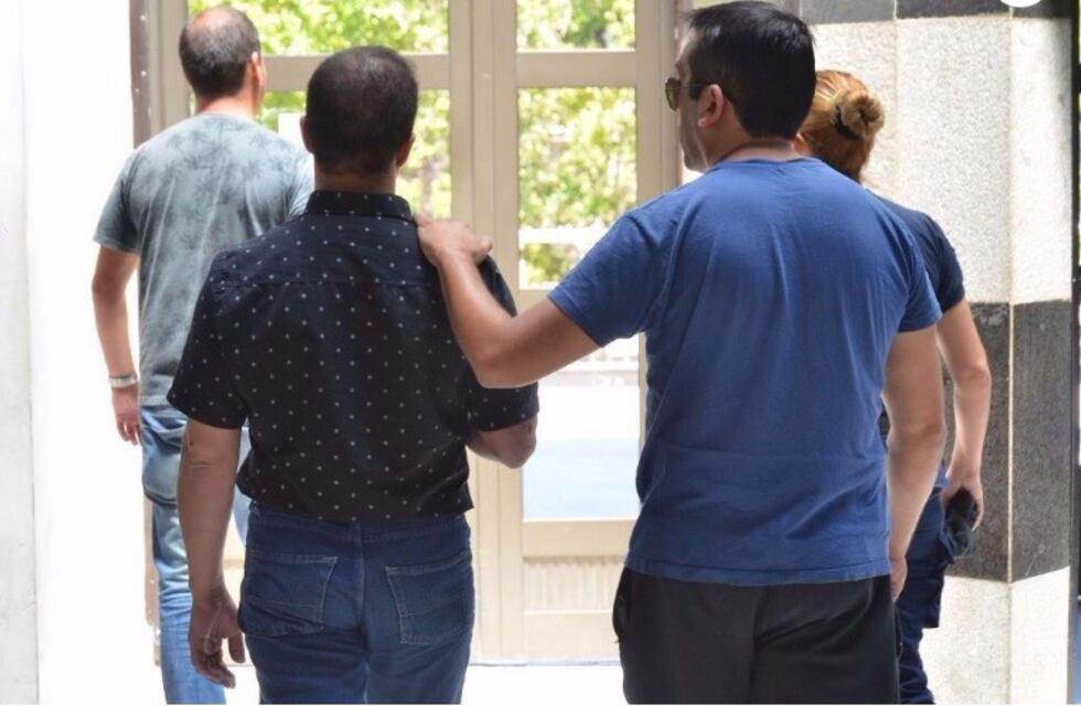 Es no vidente y está detenido por apuñalar cinco veces a un abogado