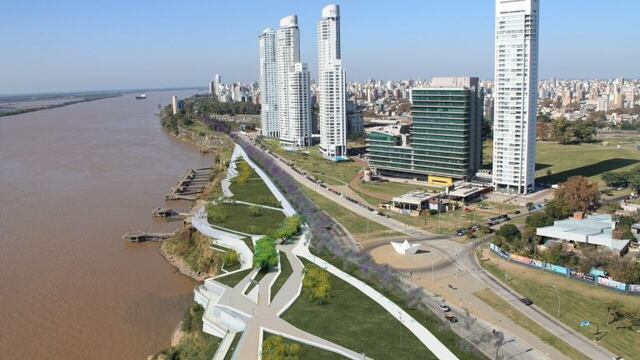 Avenida de la Costa en Rosario.