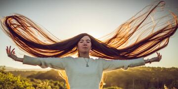 Su pelo mide 1,52 metros\u002E