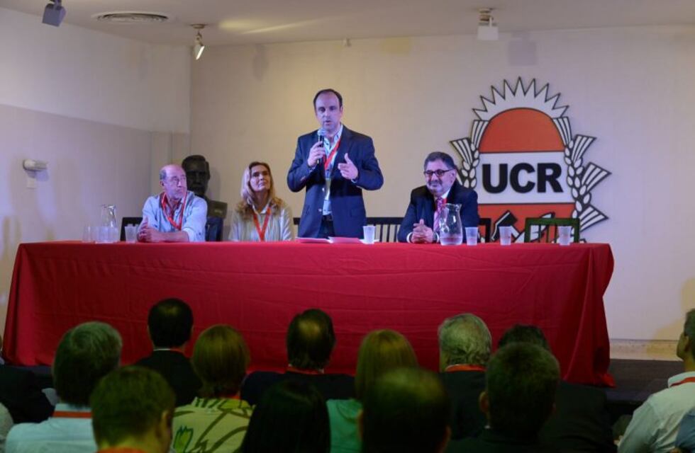Corral dijo que en la UCR hay "unanimidad respecto de la pertenencia a Cambiemos"