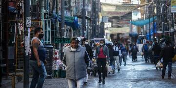 Coronavirus en villas porteñas: instalaron postas de prevención para detectar casos potenciales\u002E (EFE)