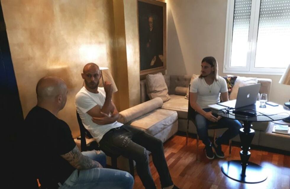 Tras hablar con Messi, Sampaoli se reunió durante cuatro horas con Mascherano