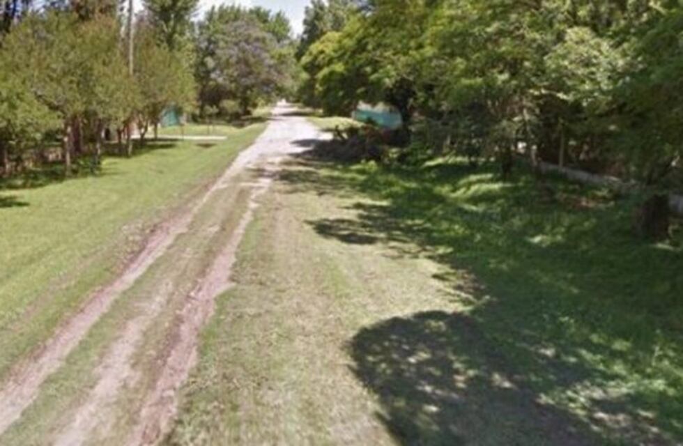 Encontaron muerta a una mujer en el patio de su casa junto a una cortadora de césped