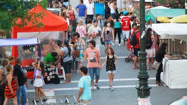 Feria del Regalo en Santa Rosa (El Diario)