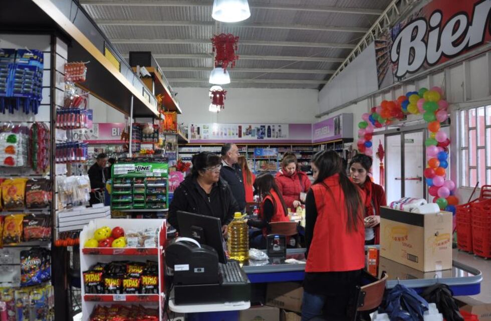 Santa Cruz: la canasta básica se disparó a más de 24 mil pesos