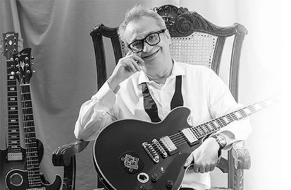 David Lebón se presentará en el teatro La Comedia