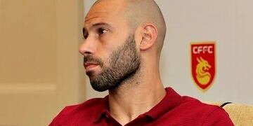 Javier Mascherano se sumó al pedido por la aparición de delantero\u002E (Archivo)