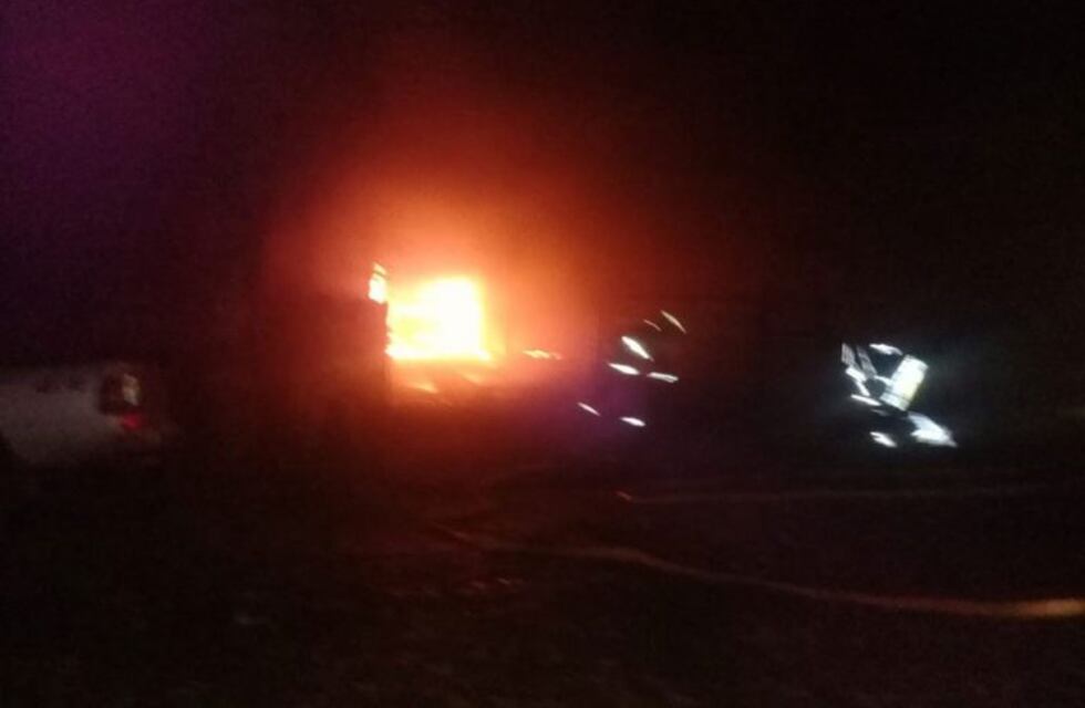Incendiaron el automóvil y la vivienda del jefe de Gendarmería de San Vicente
