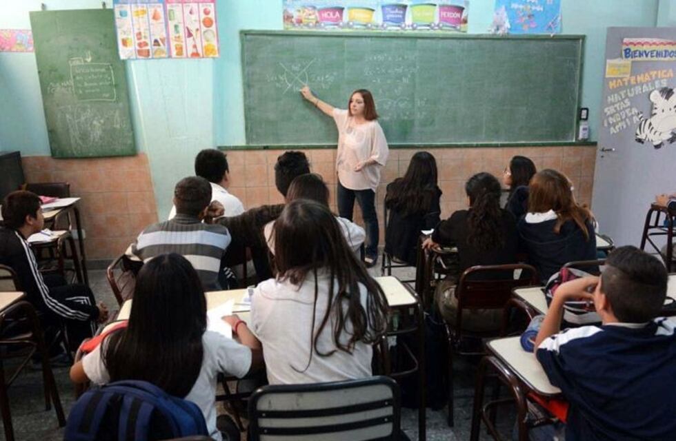 En febrero, comienzan las inscripciones a las becas escolares municipales