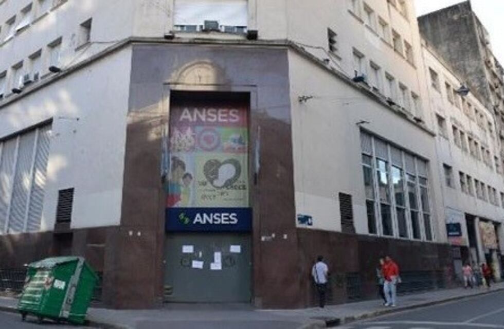 Protestan por la quita de subsidios laborales para cinco mil rosarinos
