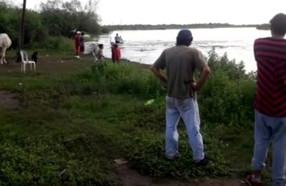 Buscan a una nena de seis años que cayó al río Salado en Santo Tomé