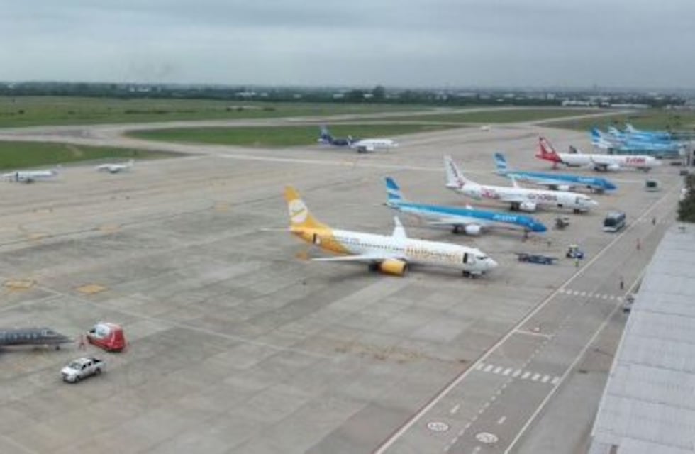 Flybondi: Dietrich en Córdoba, mientras el pasaje despega