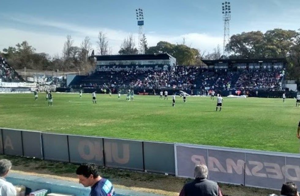 La Lepra jugaría a puertas cerradas