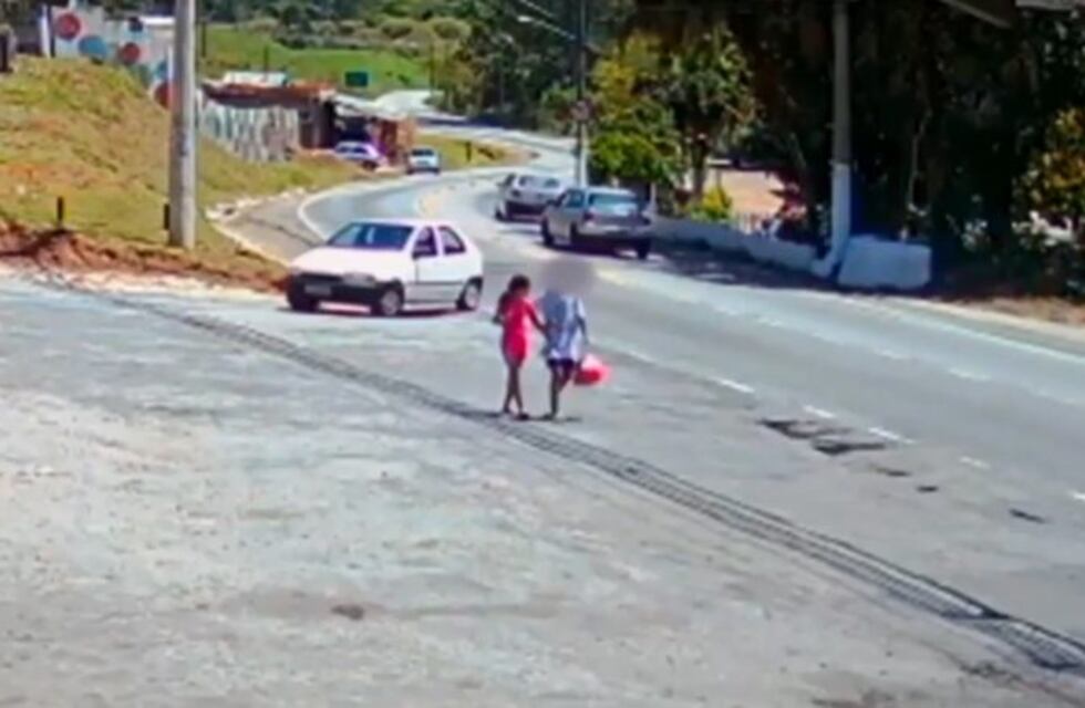 Conmoción en Brasil: un nene de 12 años ató a un árbol a una niña con autismo y la mató