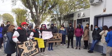 Comerciantes deberán seguir esperando para la reapertura