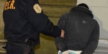 Detenido por el violento robo al adolescente\nCrédito: PER