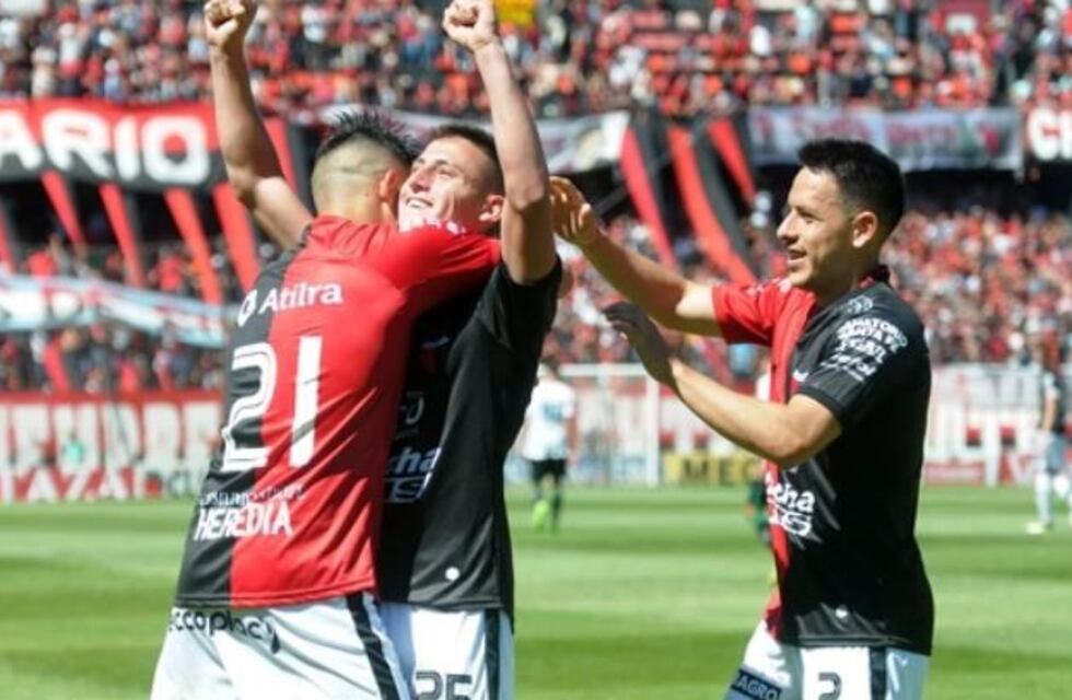 En el debut de Fuertes, Colón igualó 0 a 0 con San Martín de Tucumán
