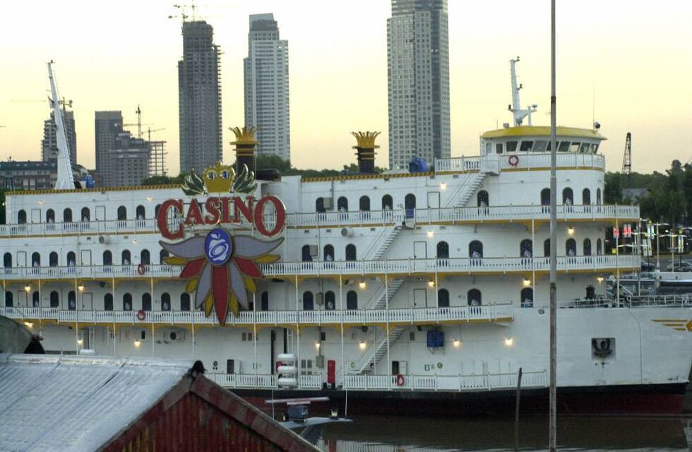 Puerto Madero: hallaron el cadáver de un hombre flotando cerca del casino