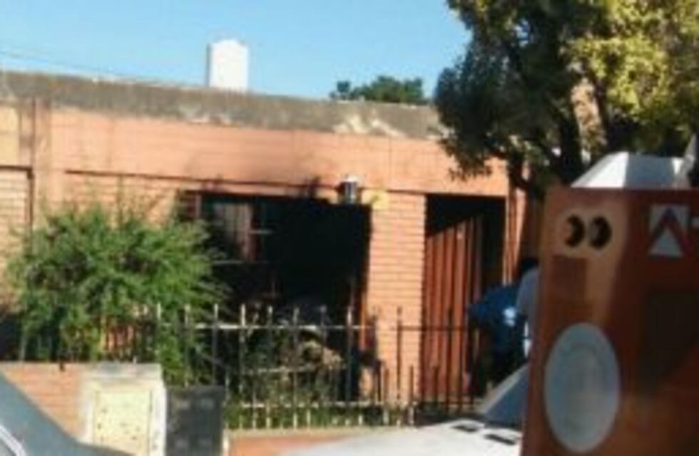 Dos muertos tras incendiarse su casa durante la madrugada