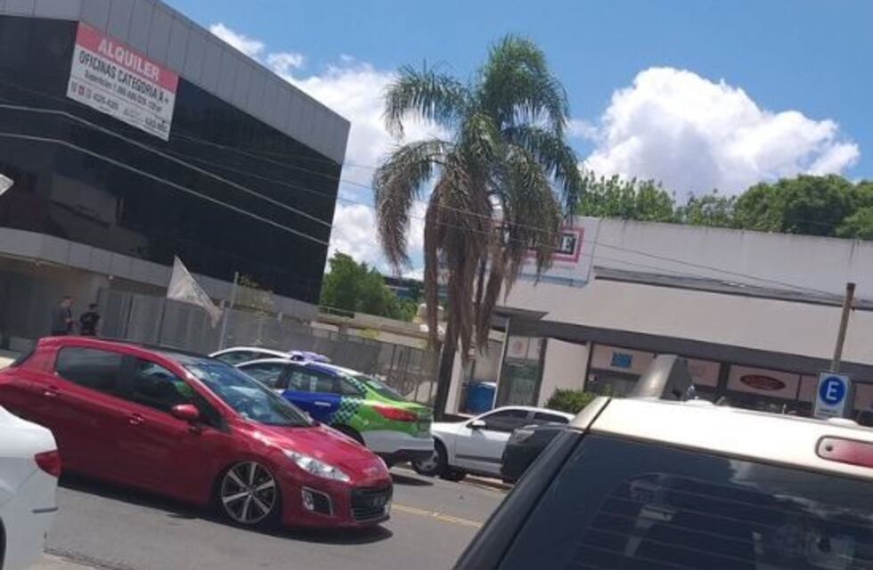 Un muerto y dos heridos por el derrumbe de una obra en construcción en Munro