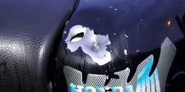 La moto fue baleada en el violento enfrentamiento ocurrido frente al Portal Rosario Shopping.