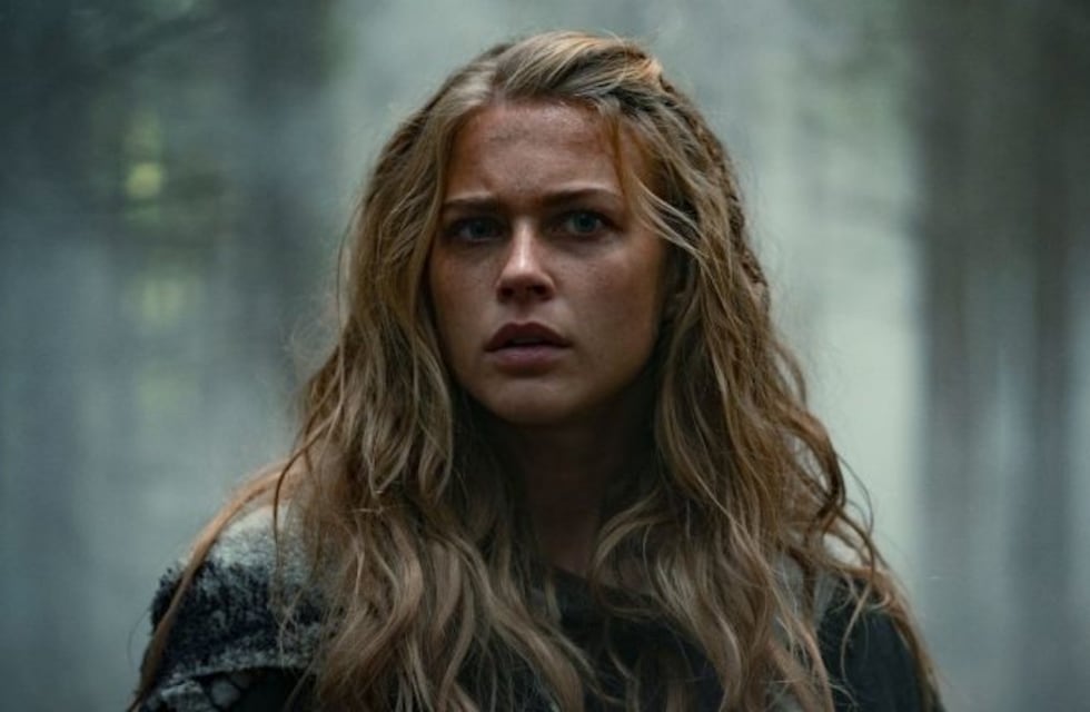 "Bárbaros": quién es Jeanne Goursaud, la actriz alemana protagonista de la serie de Netflix