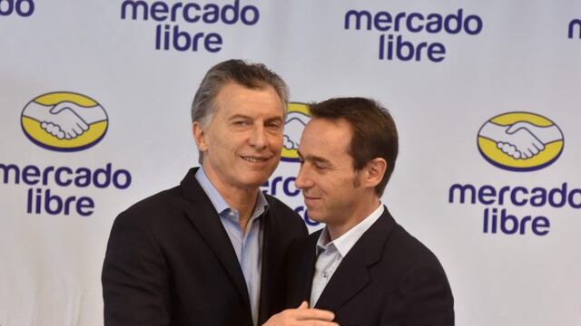 oficinas de Mercado Libre Con la presencia Mercado Libre anunció una inversión de $1500 millones\r\nLa compañía prometió la creación de 5 mil puestos de trabajo la mayoría de ellos en la Argentina, en los próximos cinco años; proyectan sumar 22\u002E000 metros cuadrados de oficinas\r\nDYN07, BUENOS AIRES 16/08/16, EL PRESIDENTE MAURICIO MACRI DURANTE EL ACTO DE ANUNCIO DE INVERSIONES DE LA EMPRESA MERCADO LIBRE\u002E FOTO: DYN/LUCIANO THIEBERGER\u002E buenos aires mauricio macri marcos galperin visita del presidente a la empresa mercado libre anuncio de inversiones en el pais de la compañia fundador y ceo de la empresa presidente argentino