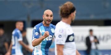 Racing le ganó a Gimnasia y es más puntero que nunca (Foto: @RacingClub)