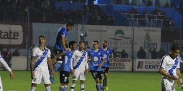 Estudiantes de Río Cuarto ganó a Brown y sube en la zona A\u002E (Tomy Fragueiro, La Voz)