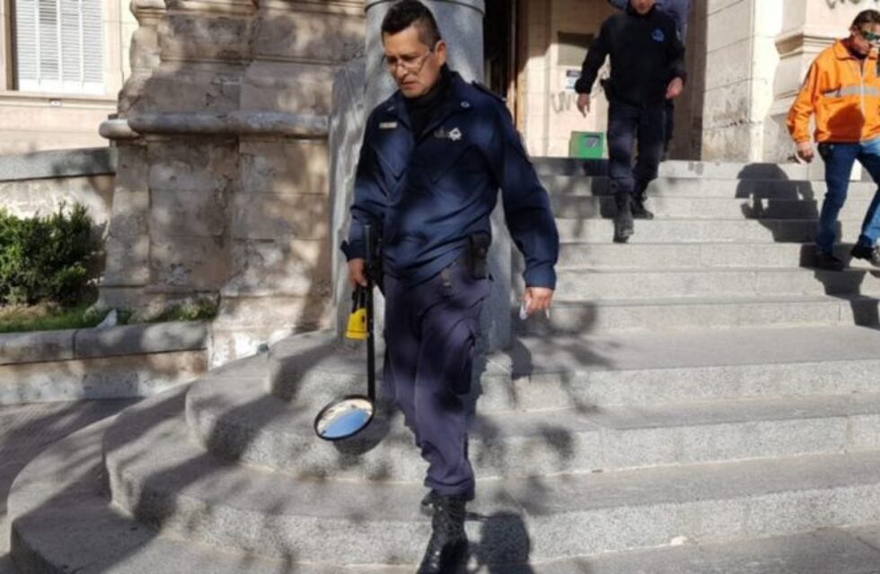 La municipalidad fue evacuada por una amenaza de bomba