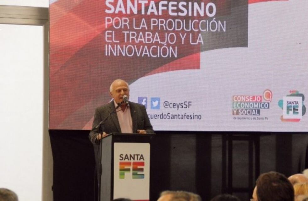 Lifschitz defendió el endeudamiento: "Siempre lo usamos para obras grandes"