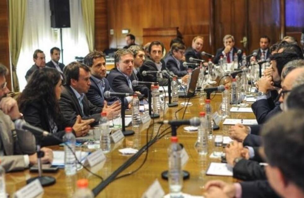 Corrientes es una de las seis provincias con superávit fiscal