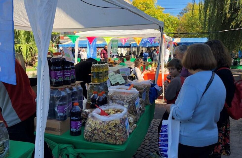 El Biomercado llega a Fisherton cargado de productos saludables