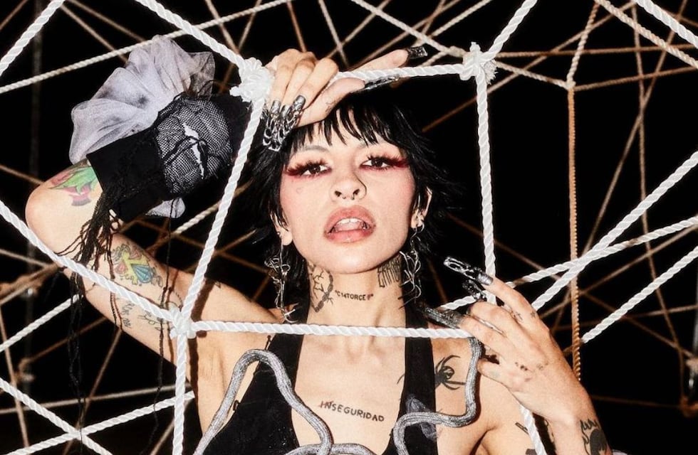 “Nena Trampa”, el álbum de Cazzu que reivindica el rol de la mujer y critica el machismo en la industria musical