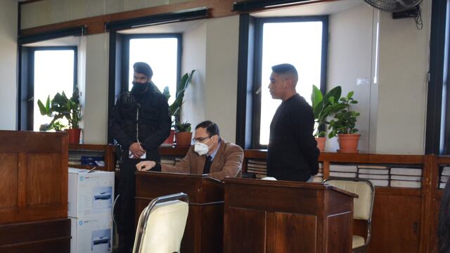 Al momento de la lectura de la parte resolutiva del fallo que condenó a Figueroa a prisión perpetua, en los tribunales estuvieron presentes familiares y amigos de la joven asesinada en Palpalá en 2020.
