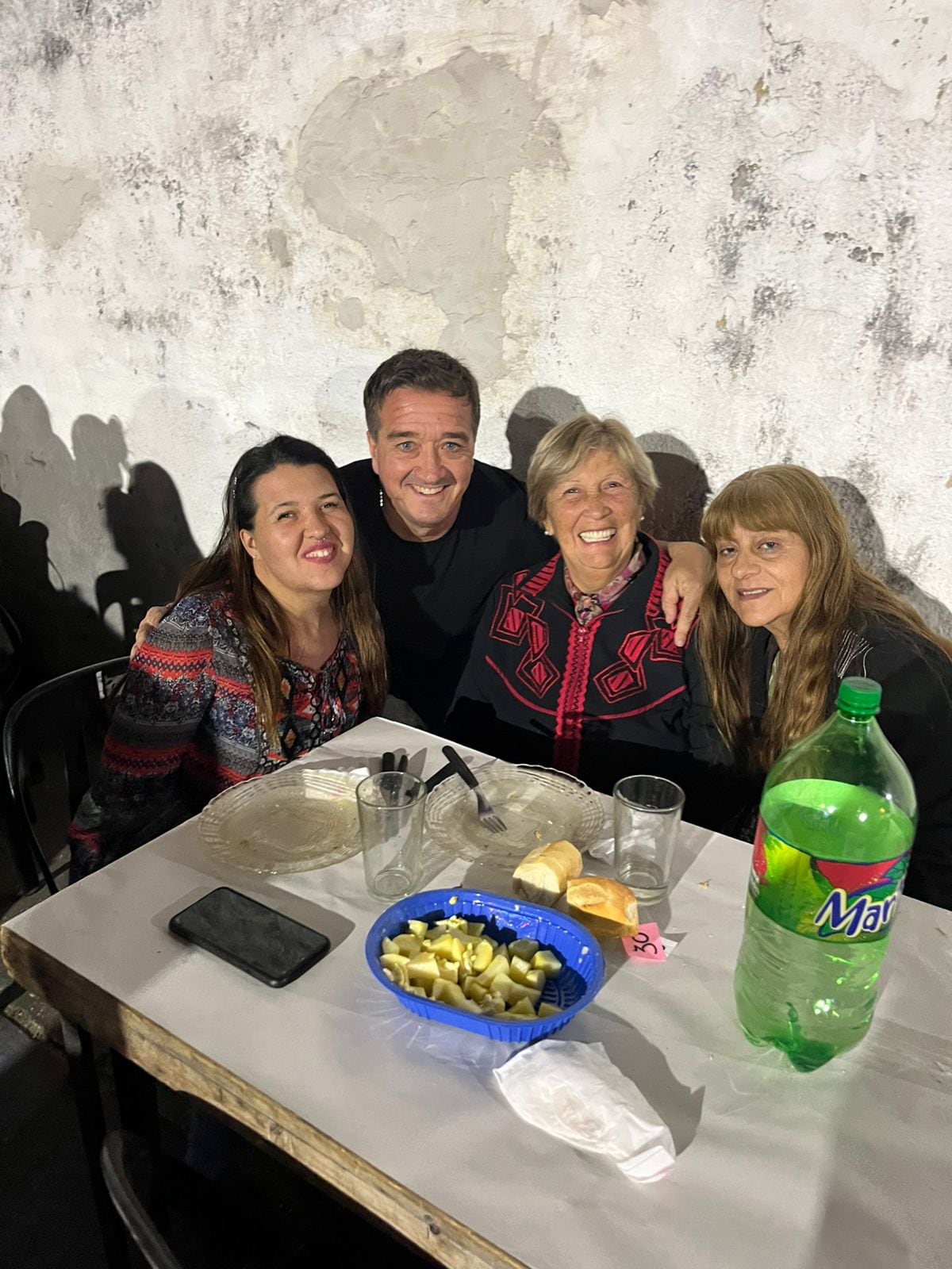 Más de mil madres fueron homenajeadas en el Club Alumni por la agrupación Dorrego y Marcelo Cresto.