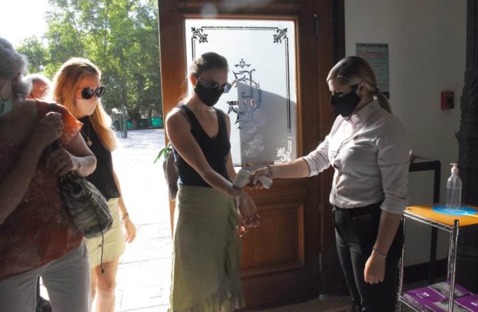 Miles de turistas eligieron Mendoza para disfrutar del fin de semana extra largo