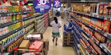 Advierten los supermercados que en marzo habrá remarcaciones