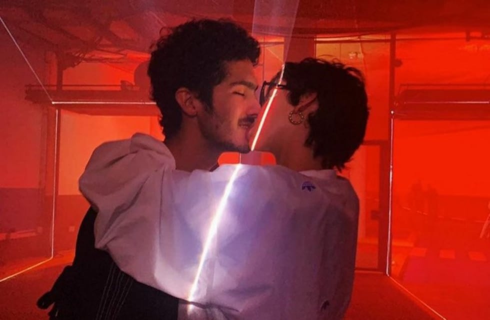 Úrsula Corberó compartió una foto sensual del Chino Darín en Instagram