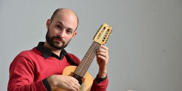 Juan Iñaki, una de las presencias para el festival solidario, a beneficio de bomberos de Cosquín y Capilla del Monte\u002E