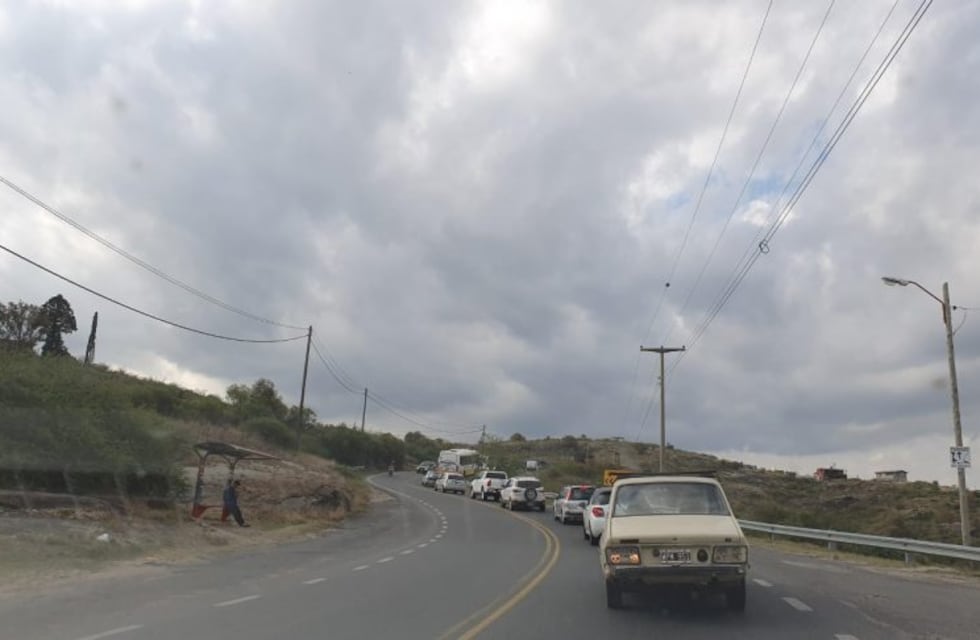 Carlos Paz: manejaba alcoholizado por los Cortes de Fourt, chocó y quedó detenido