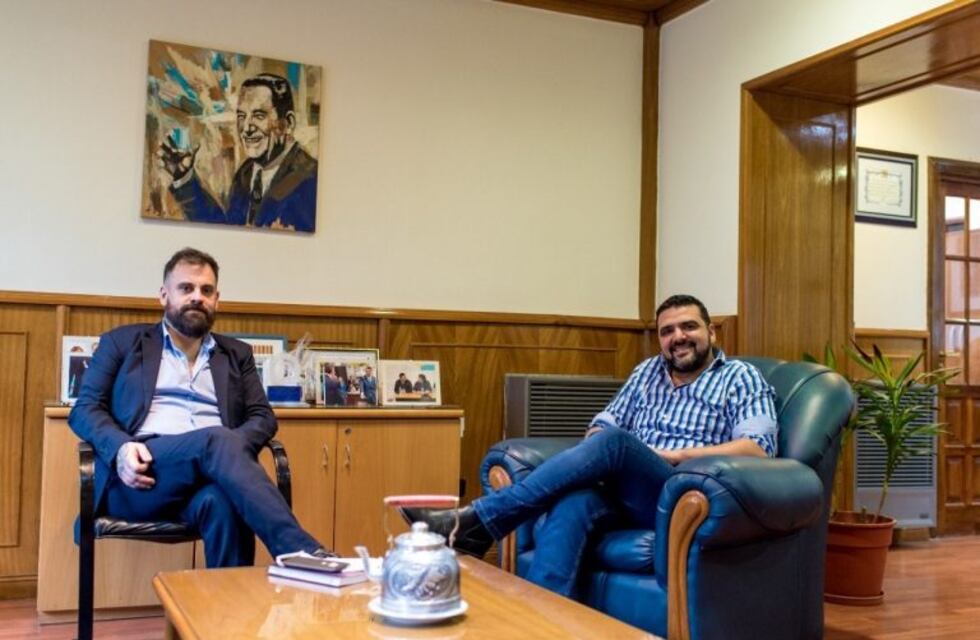 Vuoto recibió al nuevo Director de Radio Nacional Ushuaia, Martín Enchieme