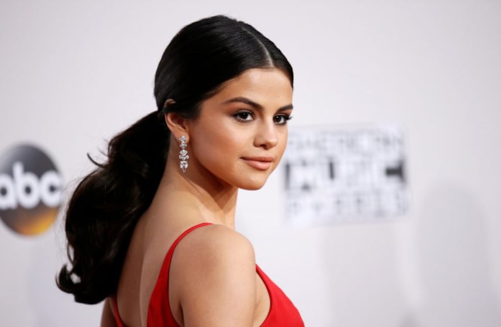 Acusan a Selena Gomez de incitar al suicidio a una joven
