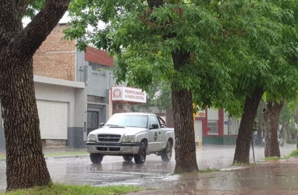 Granizo en Achiras y lluvia en Río Cuarto