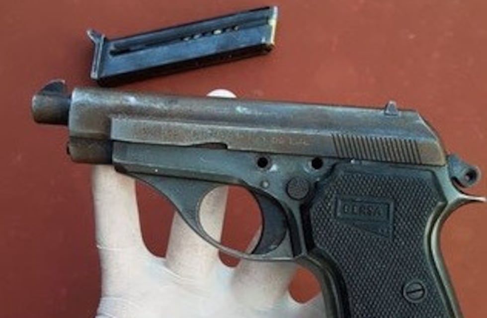 Detuvieron a un abogado rosarino y a su cliente, quien incumplió la prisión domiciliaria