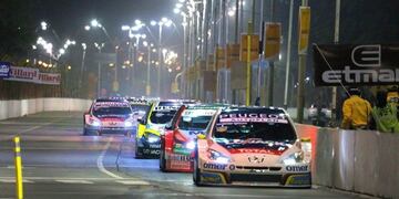 Carrera de Súper TC2000 en Santa Fe\u002E (Carburando)