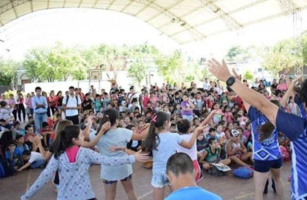 Inscripción para Colonias de Verano Municipal del gimnasio Verón