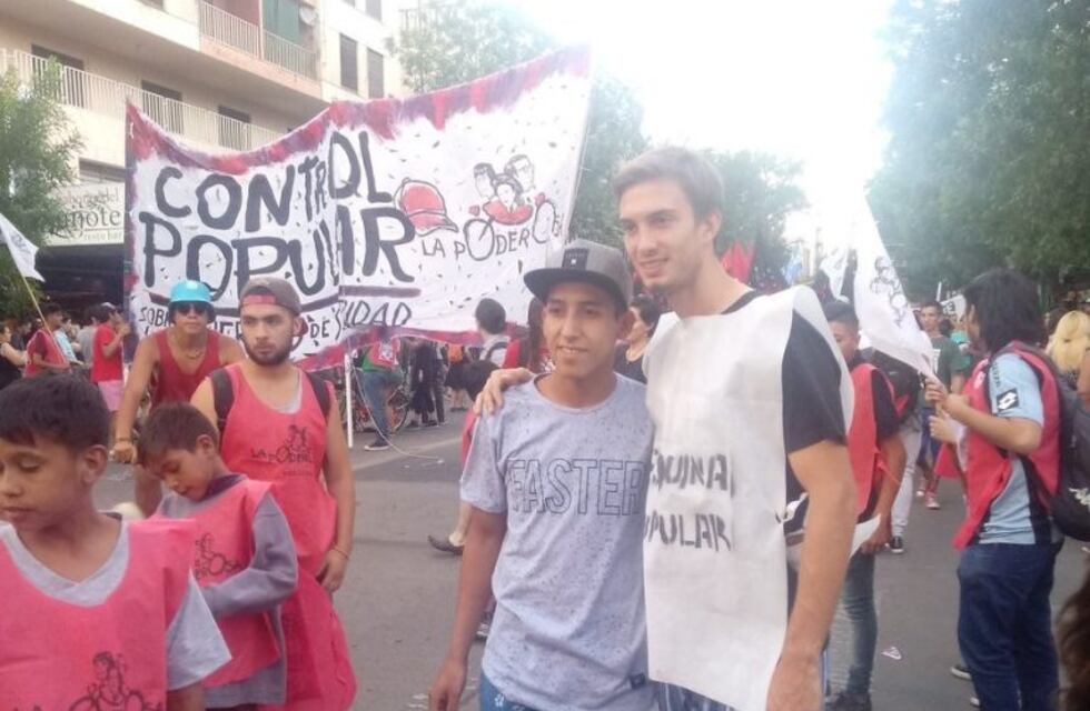 Komar participó en la Marcha de la gorra