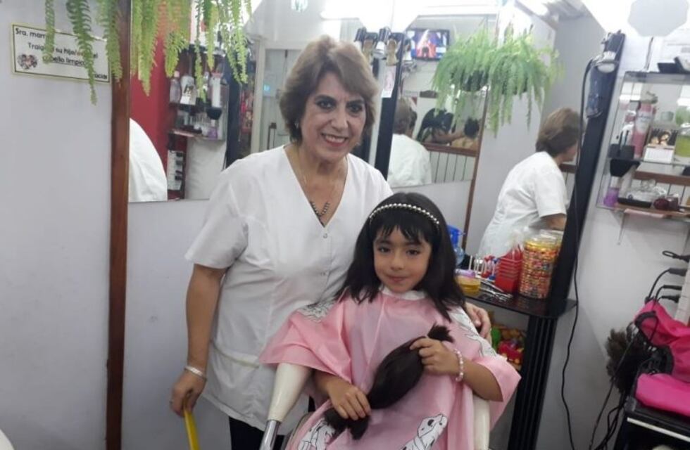 Tiene 5 años y decidió donar su pelo para los niños con cáncer